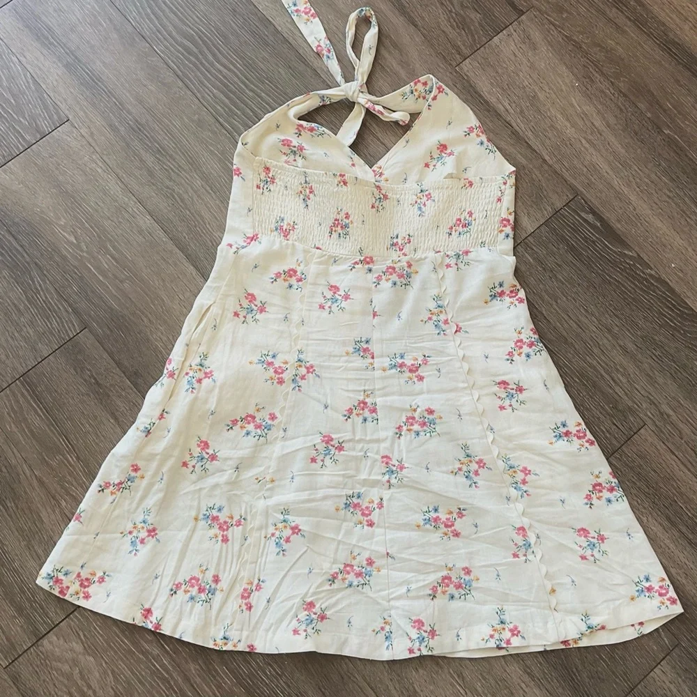 Universal Thread Cream Floral Halter Dress with Pink & Blue Blooms - Picture 2 of 3
